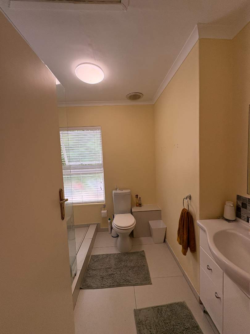 To Let 2 Bedroom Property for Rent in Claremont Western Cape